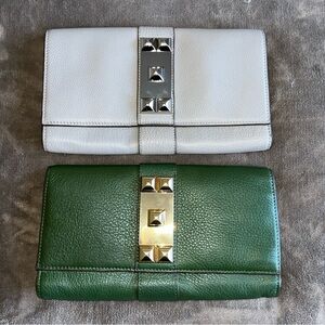 Vince Camuto 2 gray snd  Green Leather Clutch bags